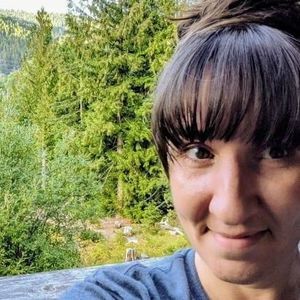 Meet your Posher, Renee